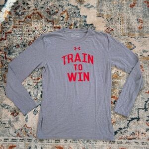 Under Armour Boys Long Sleeve Loose Grey Train to Win Dri-Fit Shirt Size YXL